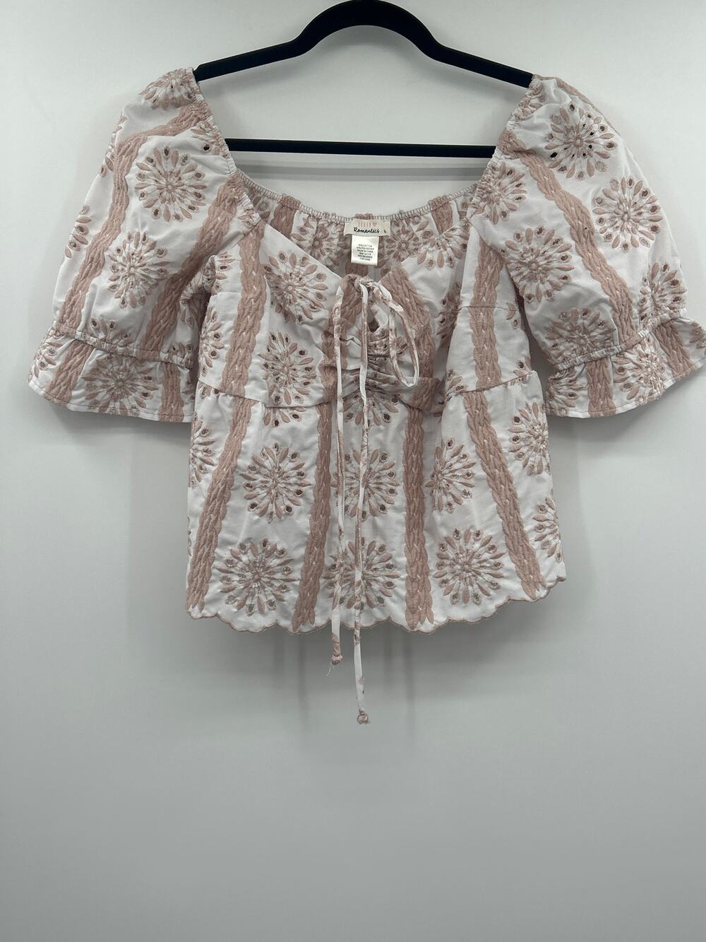 Urban Romantics Embroidered Eyelet Cottagecore Peasant Size S? Milkmaid Top